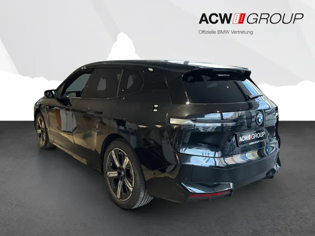 BMW iX xDrive50