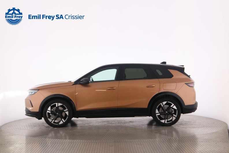 Vehicle image OPEL GRANDLAND