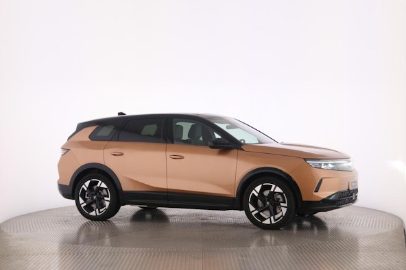 Vehicle image 6 Vehicle image 6