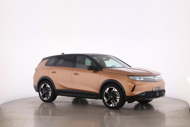 Vehicle image OPEL GRANDLAND