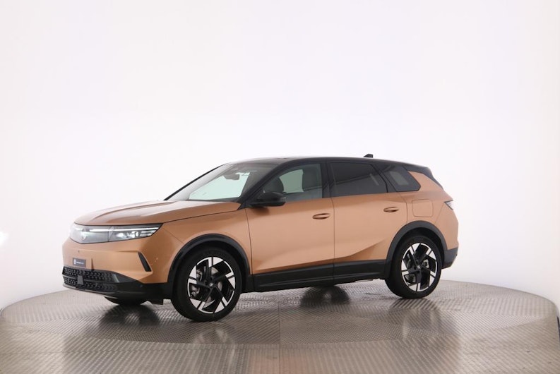 Vehicle image OPEL GRANDLAND