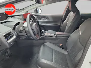 Toyota Prius 2.0 Plug-In-Hybrid Premium (LEASING ab 0.99%)