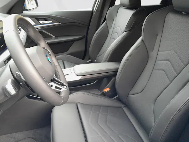 BMW iX1 xDrive30