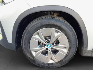BMW iX1 xDrive30