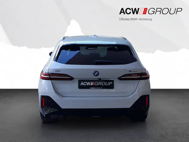 BMW i5 M60 xDrive Touring