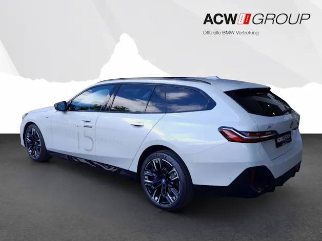 BMW i5 M60 xDrive Touring