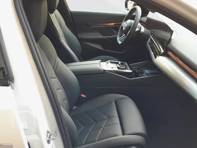 BMW i5 M60 xDrive Touring