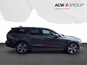 Volvo V60 Cross Country 2.0 B4 Plus AWD