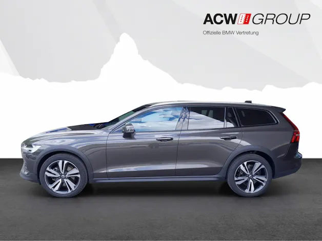 Volvo V60 Cross Country 2.0 B4 Plus AWD