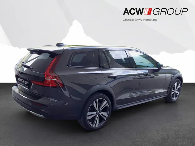 Volvo V60 Cross Country 2.0 B4 Plus AWD