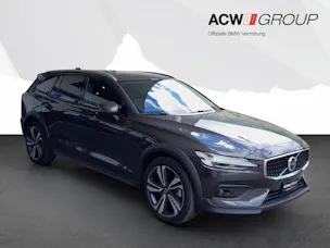 Volvo V60 Cross Country 2.0 B4 Plus AWD