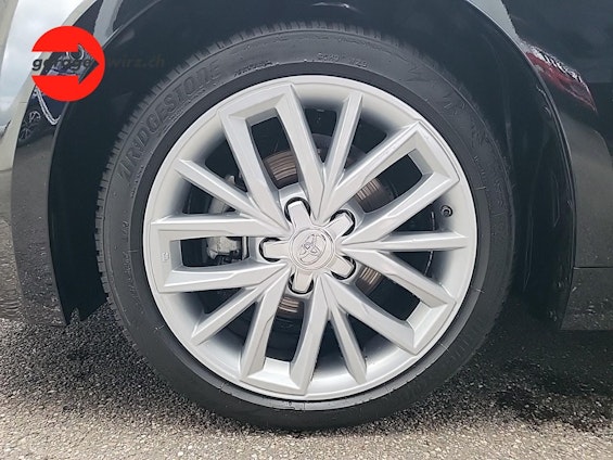 Vehicle image 8 Vehicle image 8