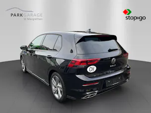 VW Golf VIII 1.5 eTSI R-Line DSG