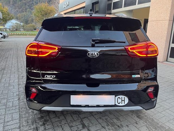 Vehicle image 4 Vehicle image 4