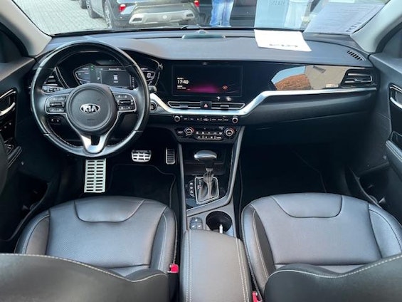 Vehicle image 7 Vehicle image 7