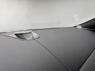 Aston Martin DB12 Coupé 4.0 V8 Bi-Turbo "1 of 60 Goldfinger Edition"