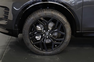 Vehicle image LAND ROVER Discovery Sport 1.5 T 270e Dynamic SE