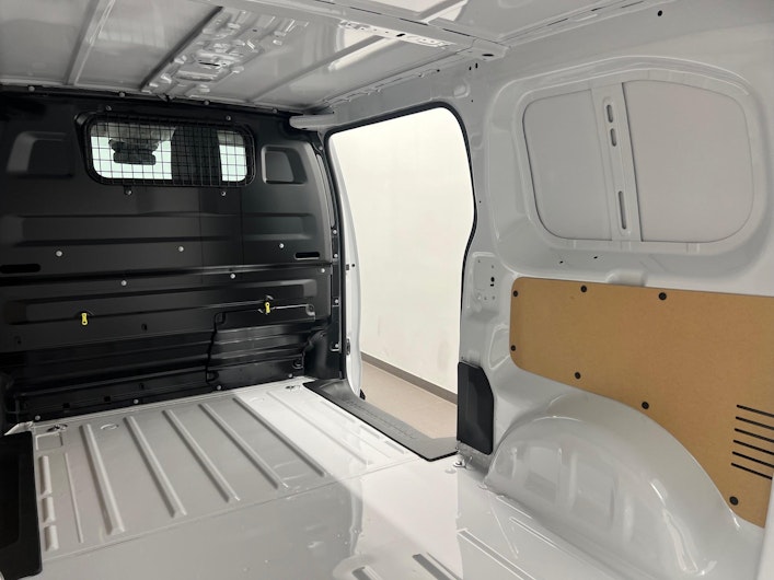 Vehicle image TOYOTA PROACE