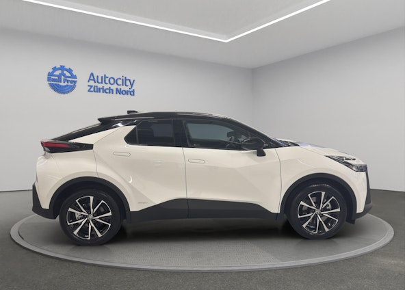 Vehicle image 3 Vehicle image 3