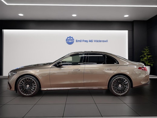 MERCEDES-BENZ E 220 d AMG Line 4matic 2