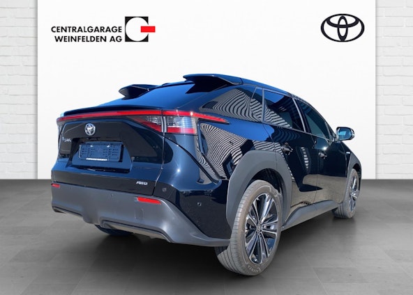 Vehicle image 5 Vehicle image 5