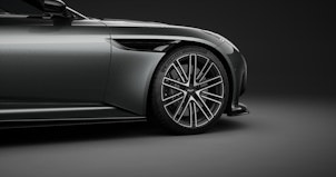 Vehicle image ASTON MARTIN DB12 Volante 4.0 V8 Bi-Turbo