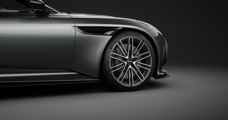 Vehicle image ASTON MARTIN DB12