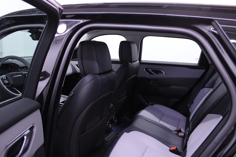 Vehicle image LAND ROVER RANGE ROVER VELAR