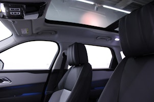 Vehicle image LAND ROVER Range Rover Velar 2.0 P400e Dynamic HSE