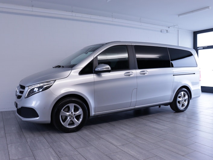 Vehicle image MERCEDES-BENZ V-CLASS