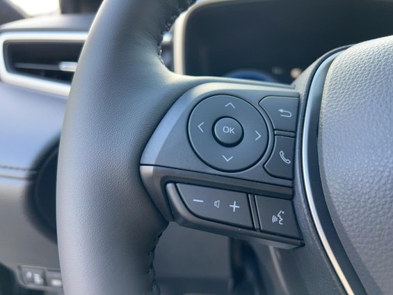 Vehicle image 34 Vehicle image 34