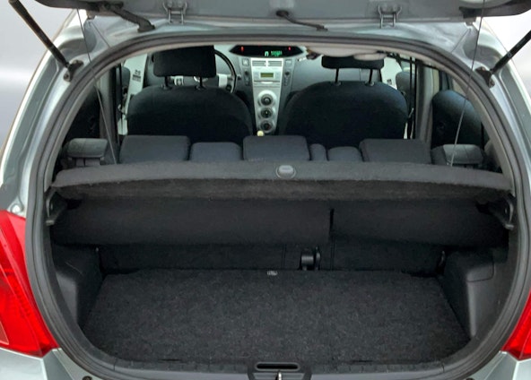 Vehicle image 23 Vehicle image 23