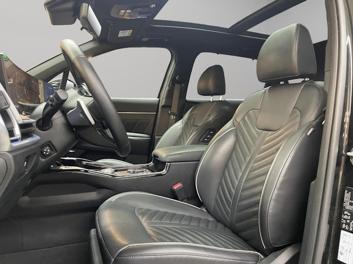 Vehicle image KIA SORENTO