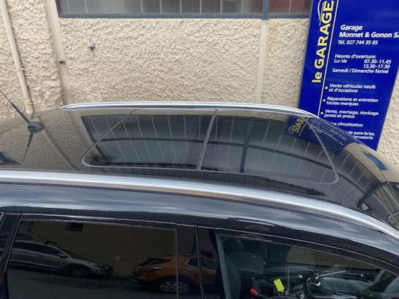 Vehicle image 3 Vehicle image 3