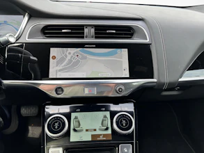 https://vehicle.imgix.net/3732402/73cee148-70ba-49fa-a749-14ce5bb07605.jpg