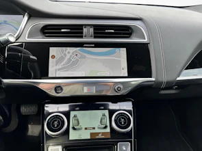 Fahrzeugbild JAGUAR I-Pace EV400 HSE AWD
