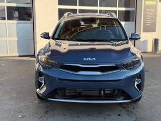 Vehicle image KIA STONIC 0