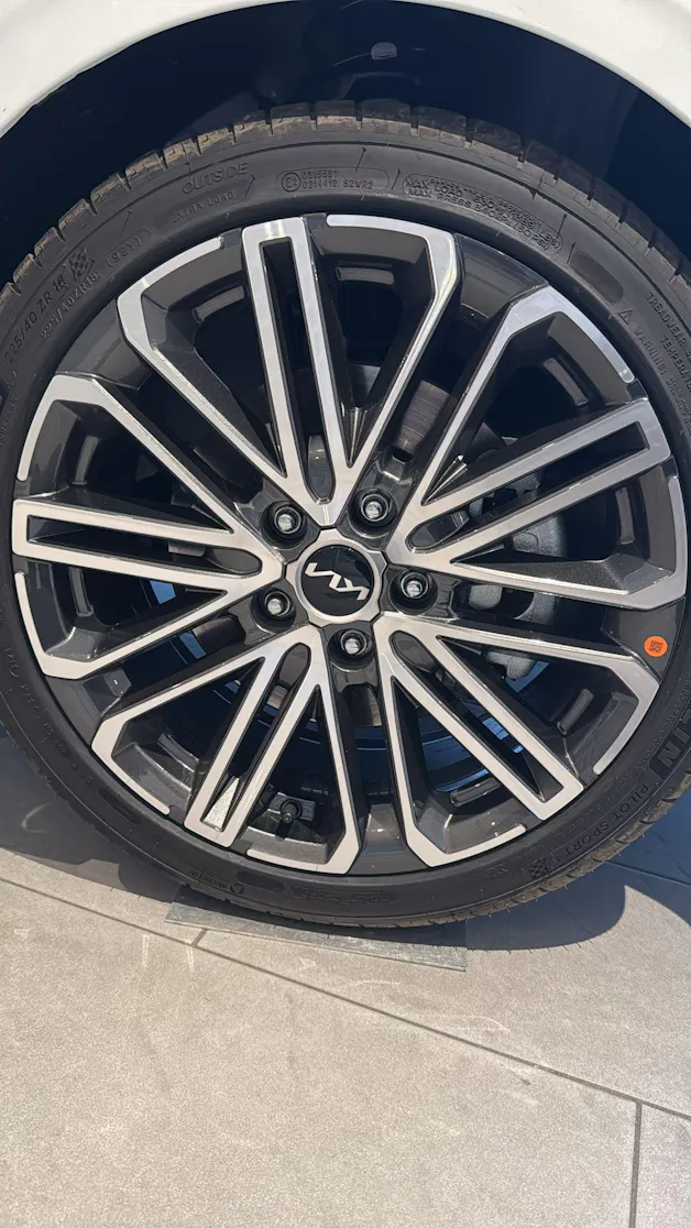 Kia Ceed 1.5 T-GDi GT-Line Edition