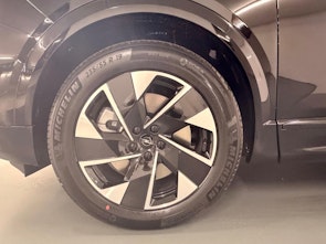 Vehicle image OPEL Grandland 1.6 T PHEV GS