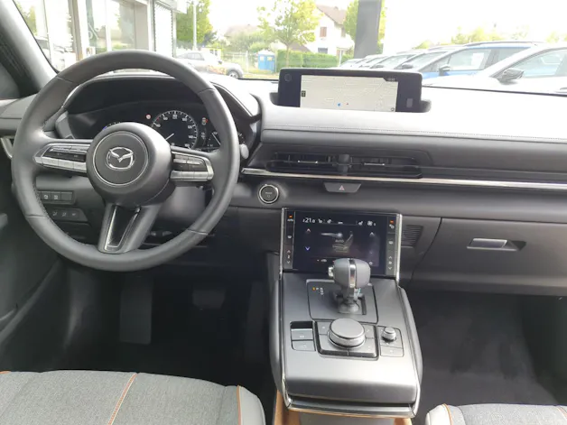 Mazda MX-30 e-Skyactiv Revolution
