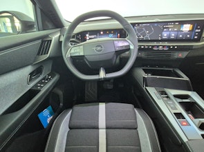 Vehicle image OPEL Grandland 1.2 T MHEV Edition