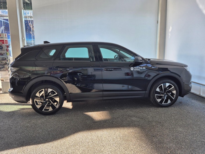 Vehicle image OPEL GRANDLAND