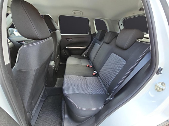 Vehicle image 10 Vehicle image 10