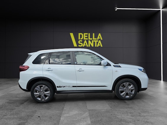 Vehicle image 5 Vehicle image 5