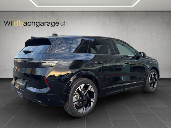 Vehicle image 4 Vehicle image 4