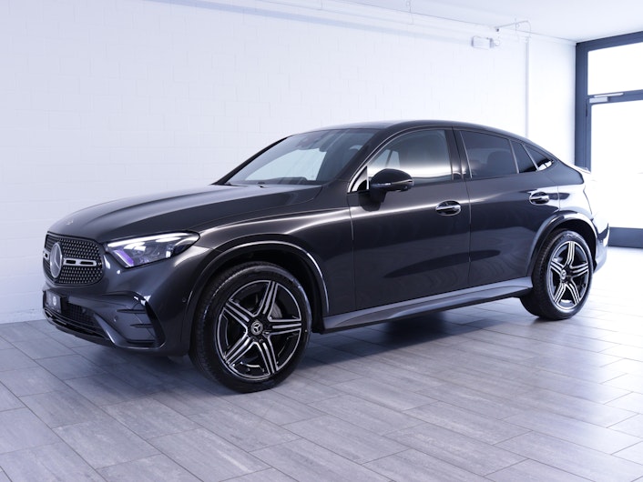 Vehicle image MERCEDES-BENZ GLC 220