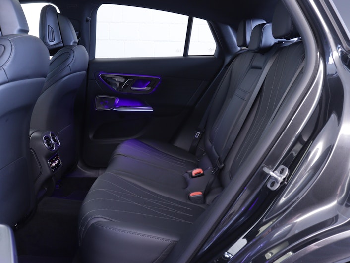 Vehicle image MERCEDES-BENZ GLC 220