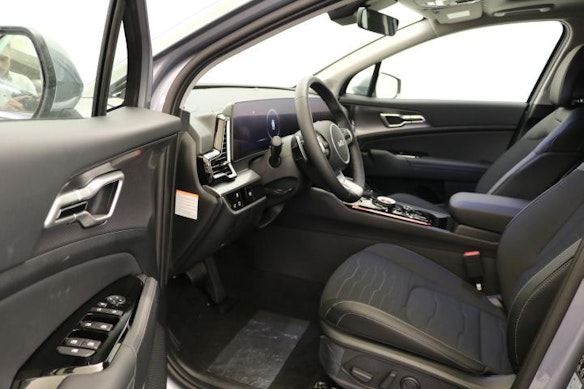 KIA Sportage 1.6 T-GDi Hybrid Style 3