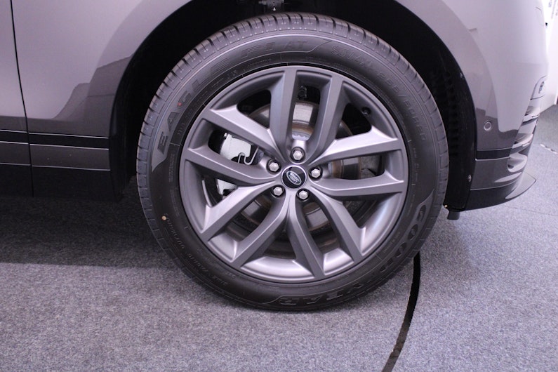 Vehicle image LAND ROVER RANGE ROVER VELAR