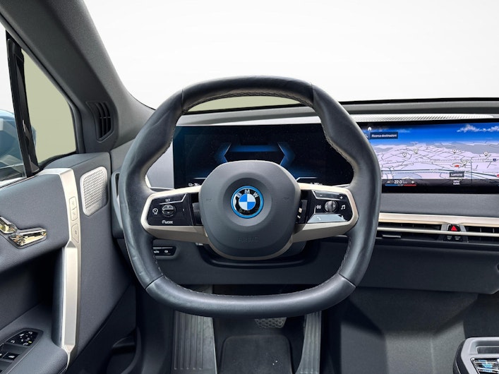 Vehicle image BMW iX
